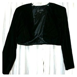 Scott McClintock cropped black velvet jacket